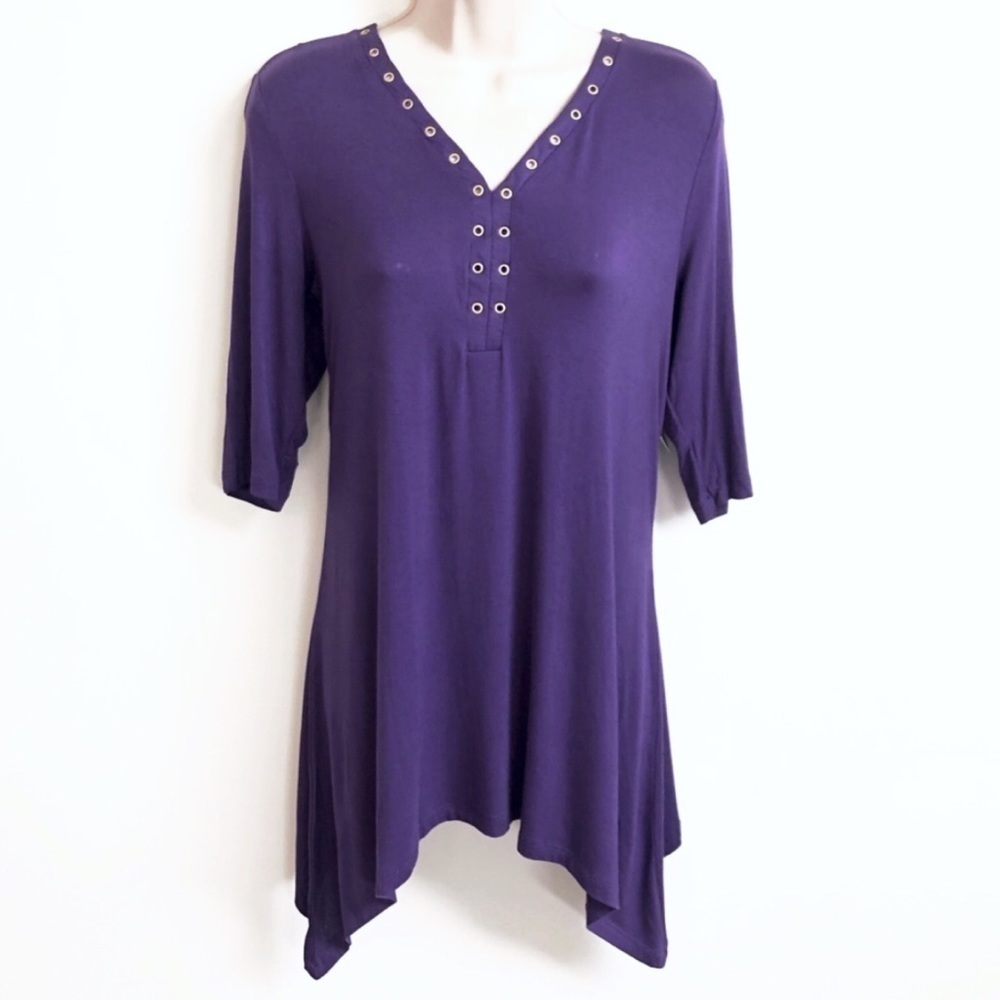 🆕 Purple shark bite hem v neck tunic top